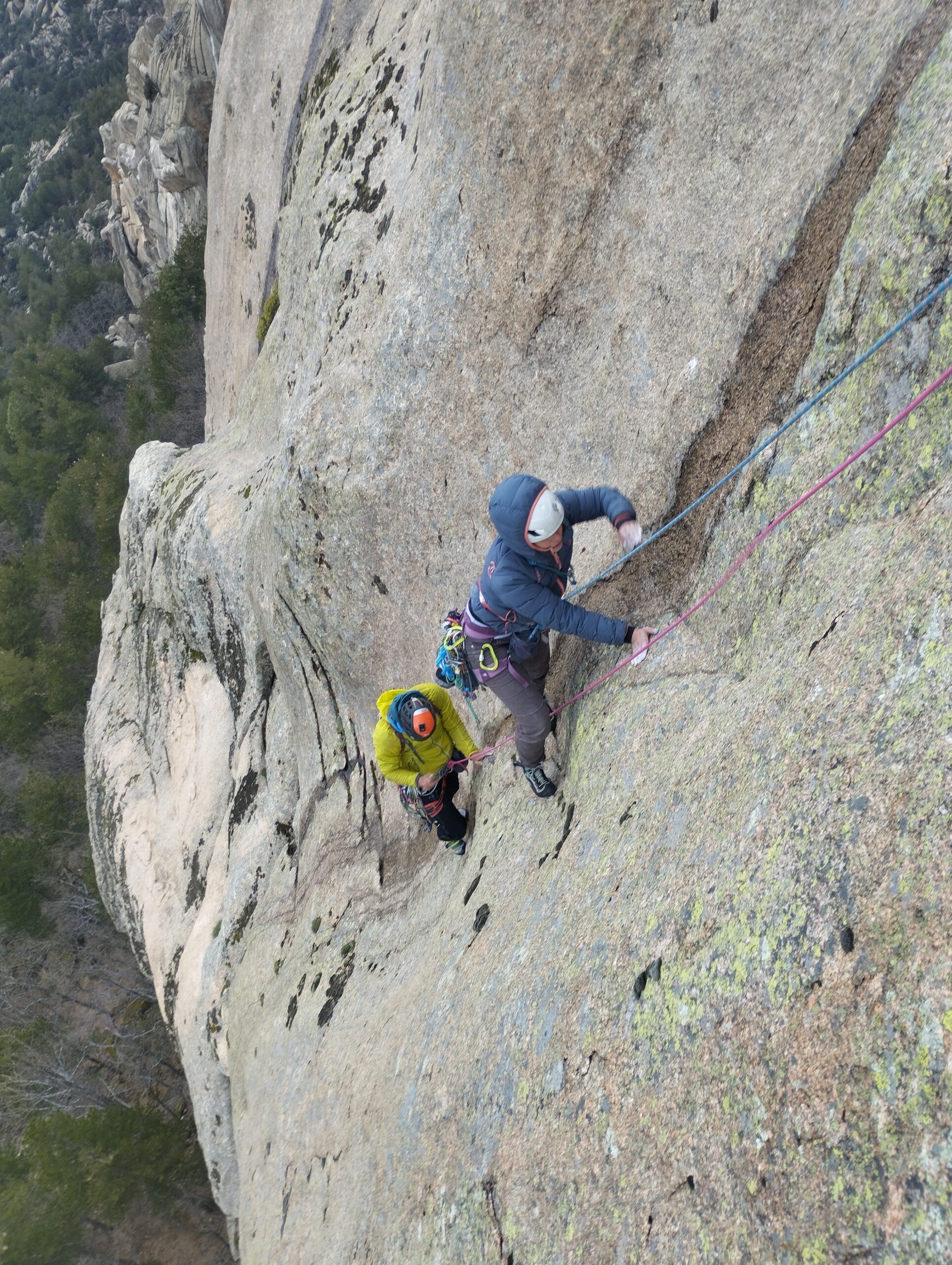 escalada guiada al hueso