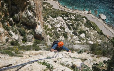 Escalar en Alicante: Peñón de Ifach y Puig Campana