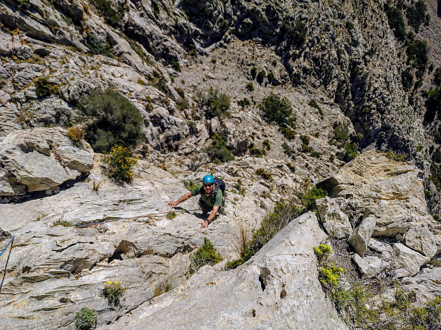 Escalada de varios largos en el Puig Campana, Alicante